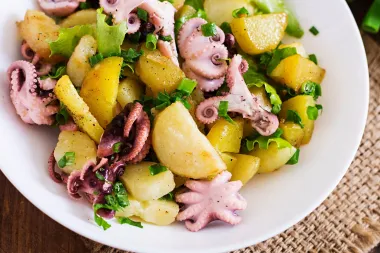 Salata od hobotnice je fantastično jelo – imamo nekoliko odličnih recepata