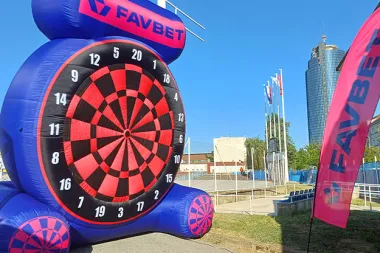 FAVBET je pripremio osvježavajuću fan zonu za navijače utakmice Lokomotiva - Hajduk