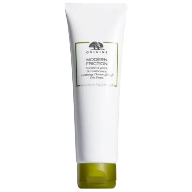 Piling lica važan je dio skincare rutine – evo kako ga pravilno raditi