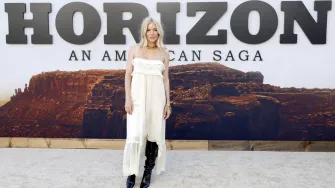 Trendi modeli čizama uz koje će odlično izgledati lepršave ljetne haljine