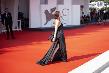Zablistala u hrvatskom dizajnu na Venecijanskom filmskom festivalu