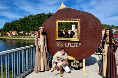 Uskoro počinje 27. izdanje Kestenijade u Hrvatskoj Kostajnici