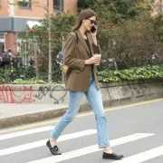 Kožne mokasinke: Ključni komad za udobne i stylish jesenske kombinacije