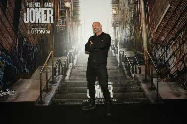 Glamurozno ludilo napunilo je sinoć IMAX kino u Zagrebu na premijeri filma  'Joker: ludilo u dvoje'
