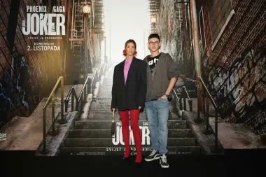 Glamurozno ludilo napunilo je sinoć IMAX kino u Zagrebu na premijeri filma  'Joker: ludilo u dvoje'