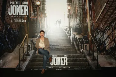 Glamurozno ludilo napunilo je sinoć IMAX kino u Zagrebu na premijeri filma  'Joker: ludilo u dvoje'