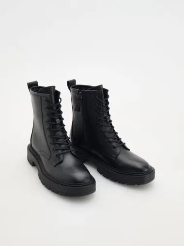 Najbolje crne gležnjače po povoljnim cijenama za stylish jesenske kombinacije