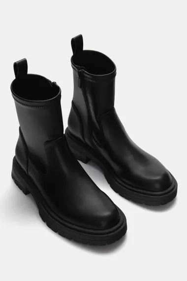 Najbolje crne gležnjače po povoljnim cijenama za stylish jesenske kombinacije