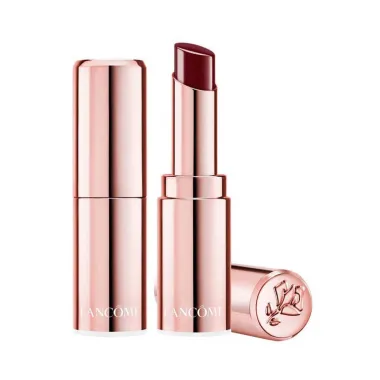 Glamur na usnama: Ruževi u boji vina ključni su beauty trend ove jeseni