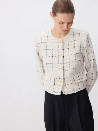 Karirani sako je klasik - donosimo najbolje modele iz novih kolekcija