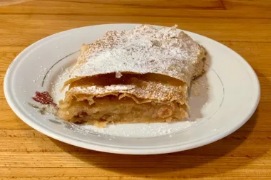 Recept u fotografijama za najbolju domaću štrudlu od jabuka