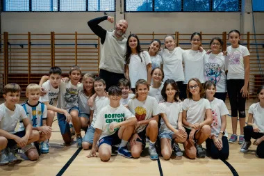Udruga 'RTL pomaže djeci' oprema sportske dvorane osnovnih škola diljem Hrvatske