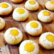 Recept u fotografijama za mirisne kolačiće s marmeladom od mandarina