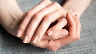 Prirodne metode: Znamo kako skinuti trajni lak s noktiju bez acetona
