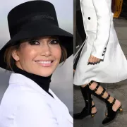 Jennifer Lopez u damskoj kombinaciji i u čizmama koje nitko osim nje ne bi nosio