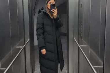 Duge puffer jakne: Must-have komad za hladne zimske dane