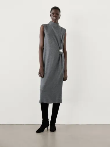 Posebni komadi po posebnim cijenama  - Zara i Massimo Dutti favoriti