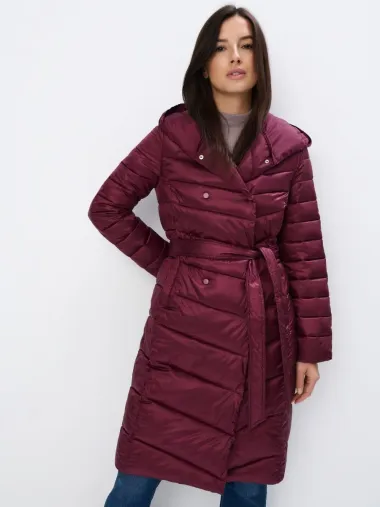Duge puffer jakne: Must-have komad za hladne zimske dane