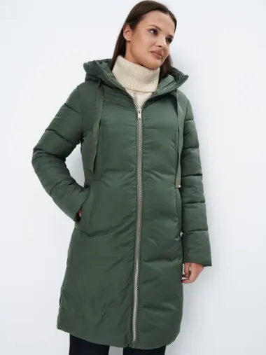 Duge puffer jakne: Must-have komad za hladne zimske dane