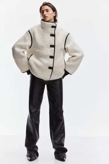 Topli i stylish: I ove zime nosimo teddy jakne i kapute