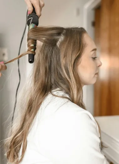 Kraj ispucalim vrhovima - jednostavni trikovi na kojima će tvoja kosa biti zahvalna