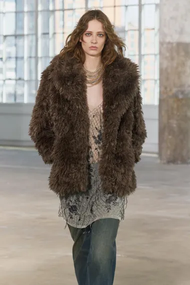 Bunde su savršen izbor za hladne dane, a Zara ima odlične modele
