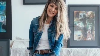 Ovogodišnji Old Pilot's Art Edition 2024 i umjetnica Ivana Fisher donose jednu hvalevrijednu priču