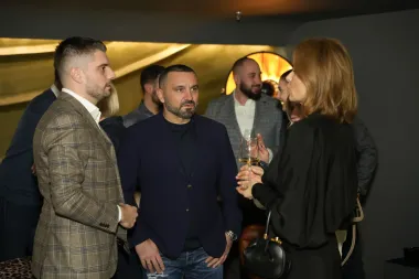 Premijerom Heretika, sushijem i japanskim vinom, Cinestar & Fisherija najavile suradnju u kinu Gold Class