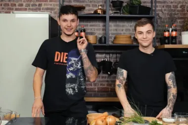 Xmas 1 na 1 s Rastom: Tko je bolji u kuhinji, influencer ili Dominik iz 'Hell's Kitchena'?
