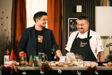 Špiček je s Bojanom Jambrošićem pripremao finu paštetu od jetrica sa želeom od crnog vina i brusnica, a mi donosimo recept!