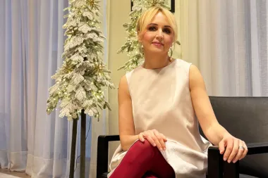 Mirjana Mikulec ima nekoliko efektnih ideja za elegantan i raskošan božićni dekor