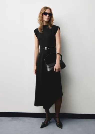 U potrazi si za crnom haljinom? Mango ima trendi modele za sve prigode