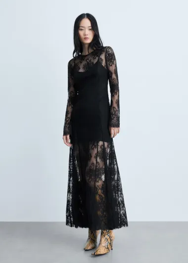 U potrazi si za crnom haljinom? Mango ima trendi modele za sve prigode