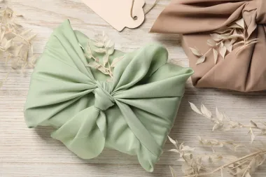 Furoshiki - japanski način zamatanja poklona koji će te osvojiti