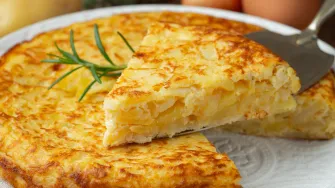 Recept za pitu od krumpira i luka koju svatko može napraviti