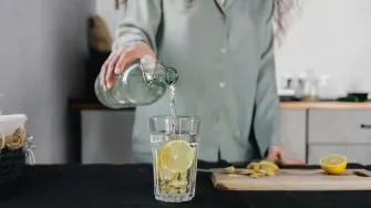 Detoks nakon blagdana u 5 koraka: Kako resetirati tijelo u siječnju?