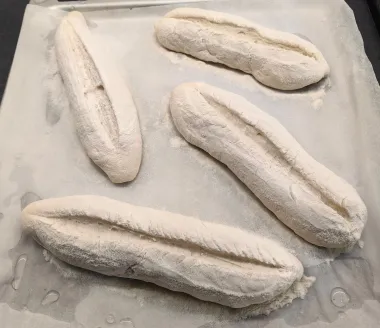 Recept u fotografijama za domaći kruh kao iz krušne peći
