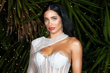 Laura sanja o karijeri influencerice i odlučna je osvojiti 'Gospodina Savršenog'