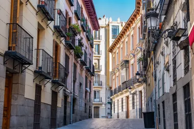 Veličanstveni Madrid: Otkrij srce Španjolske kroz povijest i gastronomiju