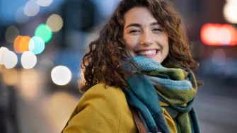 7 ideja kako stilizirati šal i osvježiti cijeli outfit