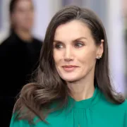 Kraljica Letizia u jednostavnim salonkama koje izdužuju figuru