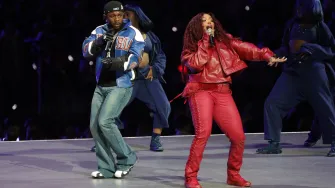Super Bowl obilježio nastup hip hop zvijezde, ni slavni nisu propustili najveći američki sportski događaj