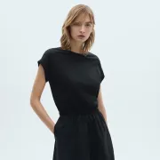 16 savršenih: Crne midi haljine za stylish proljetne kombinacije