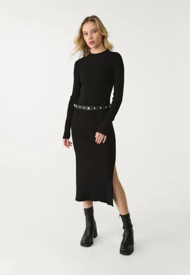 16 savršenih: Crne midi haljine za stylish proljetne kombinacije