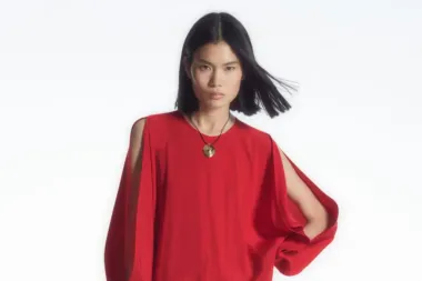 Crvena je i dalje IN – pronašli smo chic modele za proljetne dane