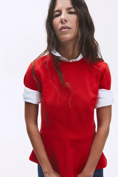 Crvena je i dalje IN – pronašli smo chic modele za proljetne dane