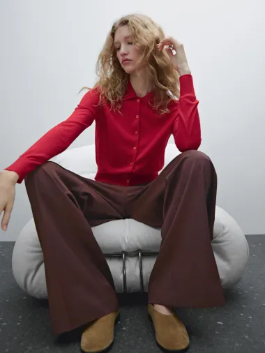 Crvena je i dalje IN – pronašli smo chic modele za proljetne dane
