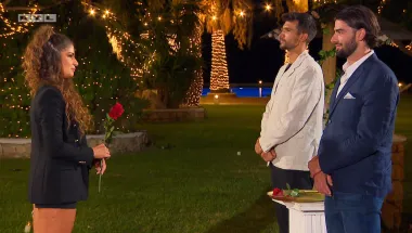 'Gospodin Savršeni': Tri nove djevojke stigle u vilu, a show na ceremoniji napustila Savannah
