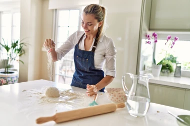 Kako napraviti domaće tijesto za pizzu - savjeti i trikovi za savr&scaron;en rezultat