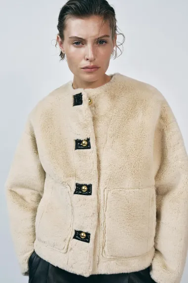 Tražiš jaknu za proljeće? Zara nudi odlične modele u odjelu 'posebne cijene'